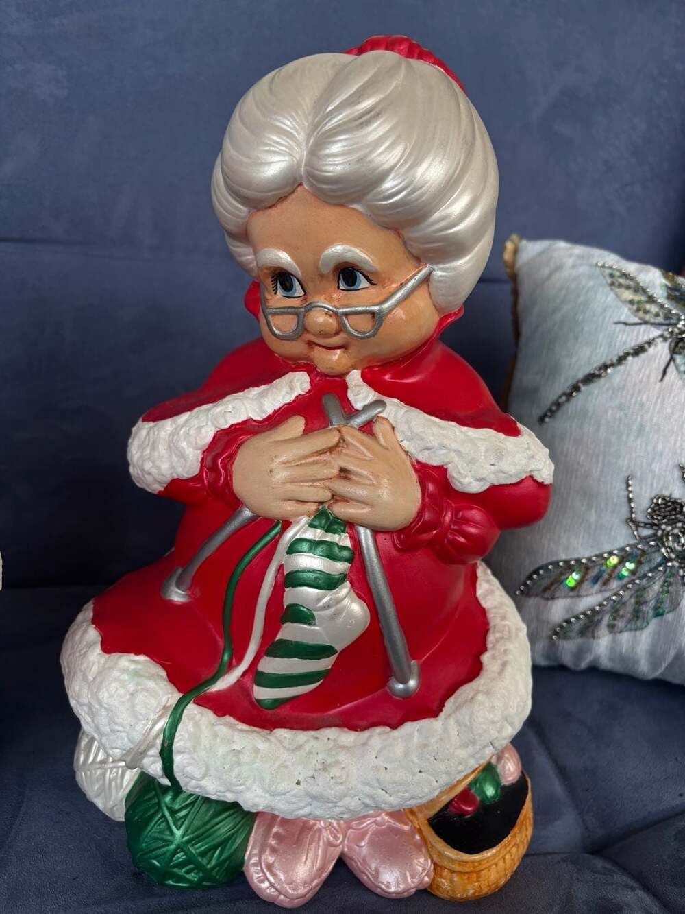 Vintage Atlantic Mold Ceramic Mrs. Claus Knitting Figurine Hand Painted